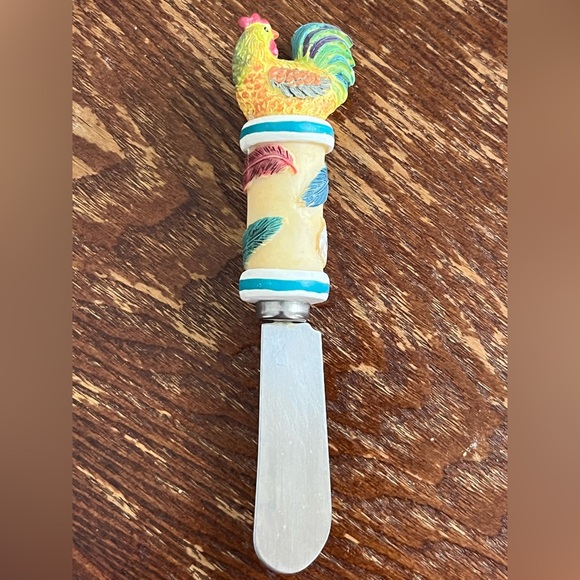 Colorful Rooster Cheese Spreaders - Picture 6 of 7